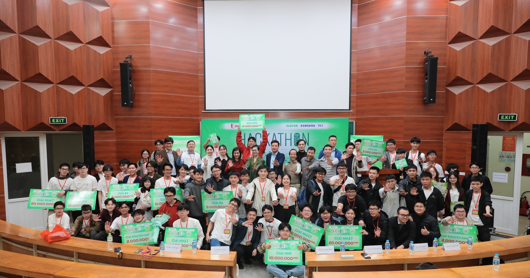 Tổng kết SoICT Hackathon 2024