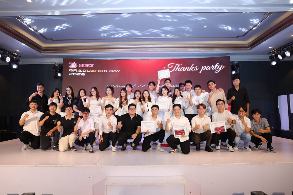 Gần 1000 sinh viên trường Công nghệ Thông tin và Truyền thông bảo vệ thành công đồ án tốt nghiệp kỳ 202.2